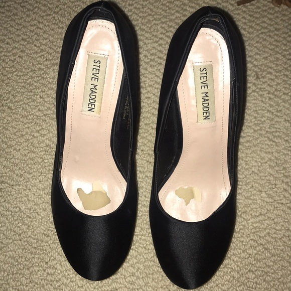 Steve Madden Satin Rhinestone Pump Heels - Picture 4 of 7